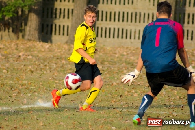 Zdjęcie w galerii na portalu naszraciborz.pl: Puchar Polski: Cztery gole w Owsiszczach. Lubomia gra dalej wiadomości z regionu