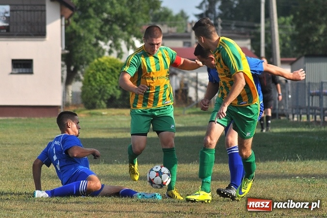 Zdjęcie w galerii na portalu naszraciborz.pl: Dąb Gaszowice zbyt mocny dla Krzyżanowic wiadomości z regionu