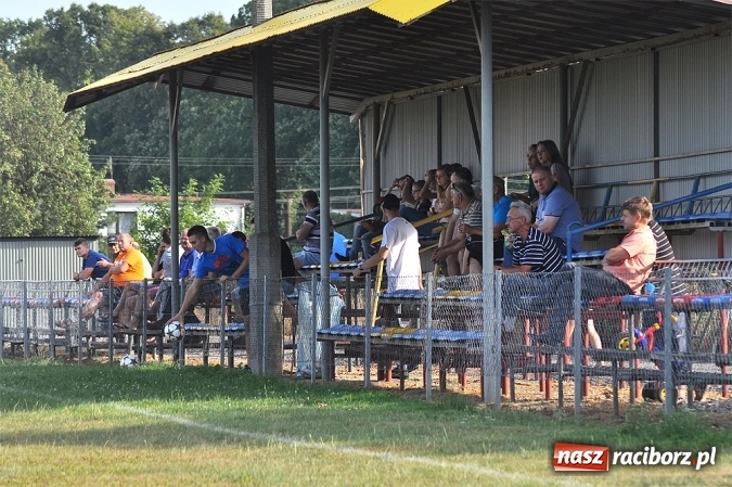 Zdjęcie w galerii na portalu naszraciborz.pl: Dąb Gaszowice zbyt mocny dla Krzyżanowic wiadomości z regionu