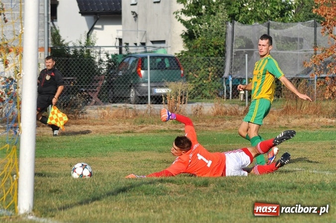 Zdjęcie w galerii na portalu naszraciborz.pl: Dąb Gaszowice zbyt mocny dla Krzyżanowic wiadomości z regionu