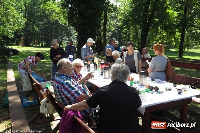 Zdjęcie w galerii na portalu naszraciborz.pl: To miejsce ma coś w sobie. Wychowankowie byłego domu dziecka w Krowiarkach spotkali się po raz czwarty wiadomości z regionu