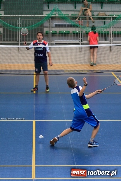 Zdjęcie w galerii na portalu naszraciborz.pl: Rozgrywki badmintona w Arenie Rafako wiadomości z regionu