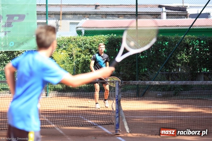 Zdjęcie w galerii na portalu naszraciborz.pl: NSZZ RAFAKO S.A. dzieciom – turniej tenisowy dla dzieci i młodzieży wiadomości z regionu