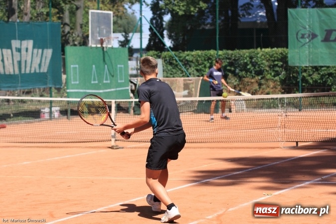 Zdjęcie w galerii na portalu naszraciborz.pl: NSZZ RAFAKO S.A. dzieciom – turniej tenisowy dla dzieci i młodzieży wiadomości z regionu