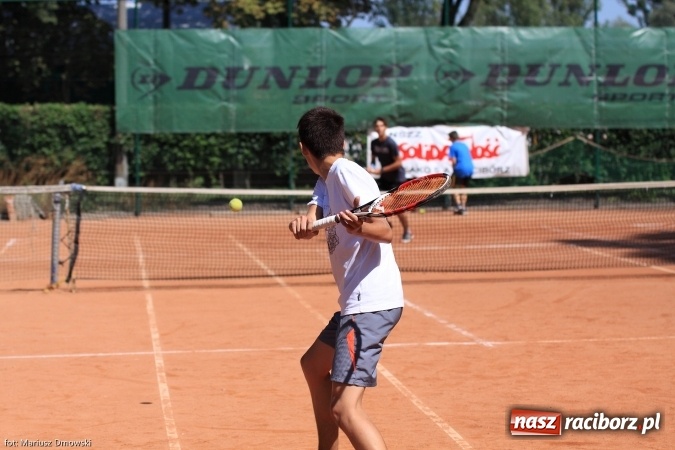 Zdjęcie w galerii na portalu naszraciborz.pl: NSZZ RAFAKO S.A. dzieciom – turniej tenisowy dla dzieci i młodzieży wiadomości z regionu