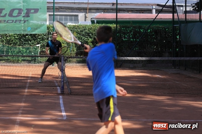 Zdjęcie w galerii na portalu naszraciborz.pl: NSZZ RAFAKO S.A. dzieciom – turniej tenisowy dla dzieci i młodzieży wiadomości z regionu