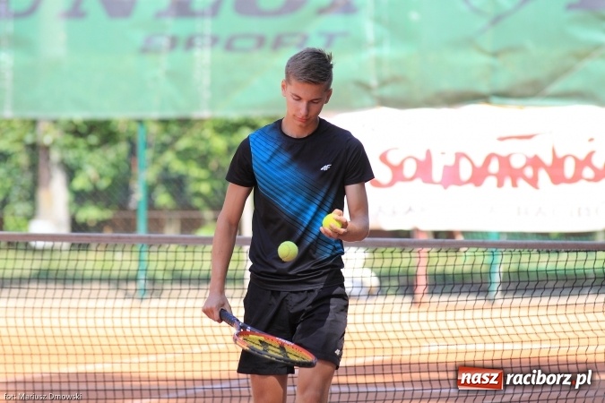 Zdjęcie w galerii na portalu naszraciborz.pl: NSZZ RAFAKO S.A. dzieciom – turniej tenisowy dla dzieci i młodzieży wiadomości z regionu