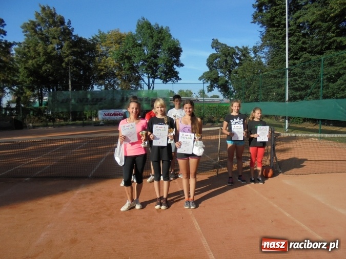 Zdjęcie w galerii na portalu naszraciborz.pl: NSZZ RAFAKO S.A. dzieciom – turniej tenisowy dla dzieci i młodzieży wiadomości z regionu