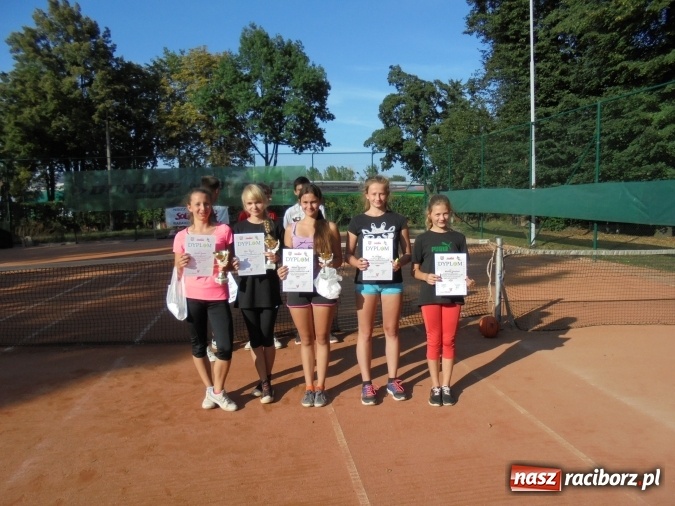 Zdjęcie w galerii na portalu naszraciborz.pl: NSZZ RAFAKO S.A. dzieciom – turniej tenisowy dla dzieci i młodzieży wiadomości z regionu