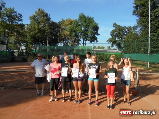Zdjęcie w galerii na portalu naszraciborz.pl: NSZZ RAFAKO S.A. dzieciom – turniej tenisowy dla dzieci i młodzieży wiadomości z regionu