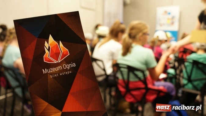 Zdjęcie w galerii na portalu naszraciborz.pl: Lato z Biblioteką trwa - kolejna wycieczka wiadomości z regionu