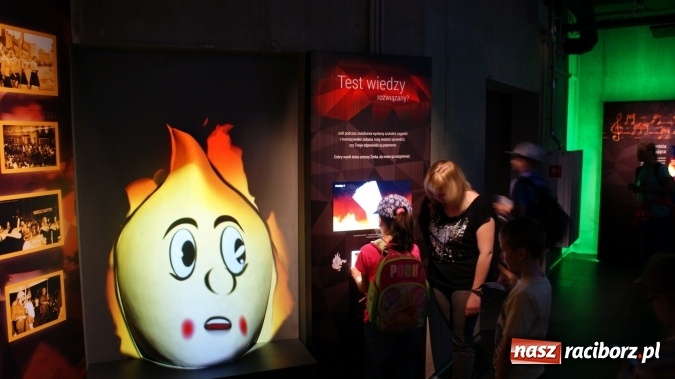 Zdjęcie w galerii na portalu naszraciborz.pl: Lato z Biblioteką trwa - kolejna wycieczka wiadomości z regionu