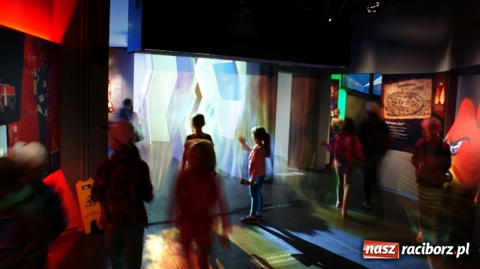 Zdjęcie w galerii na portalu naszraciborz.pl: Lato z Biblioteką trwa - kolejna wycieczka wiadomości z regionu