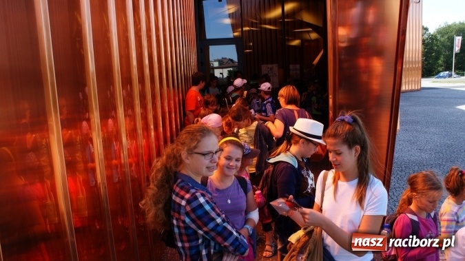 Zdjęcie w galerii na portalu naszraciborz.pl: Lato z Biblioteką trwa - kolejna wycieczka wiadomości z regionu