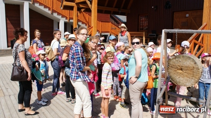 Zdjęcie w galerii na portalu naszraciborz.pl: Lato z Biblioteką trwa - kolejna wycieczka wiadomości z regionu