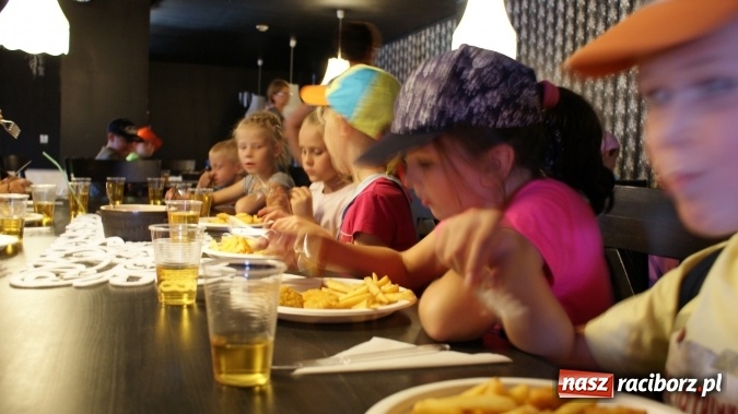 Zdjęcie w galerii na portalu naszraciborz.pl: Lato z Biblioteką trwa - kolejna wycieczka wiadomości z regionu