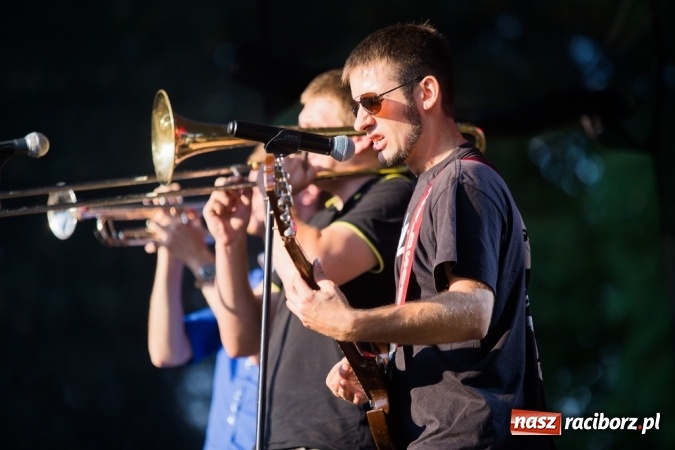 Zdjęcie w galerii na portalu naszraciborz.pl: Zakończenie Lata z Gminą Krzyżanowice i zespołem Mafia wiadomości z regionu