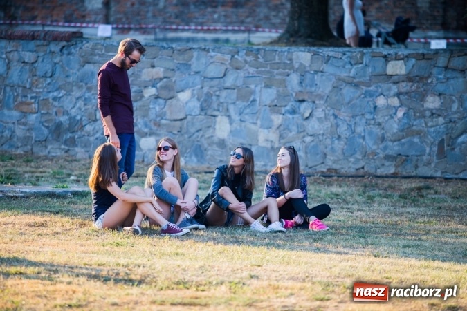 Zdjęcie w galerii na portalu naszraciborz.pl: Zakończenie Lata z Gminą Krzyżanowice i zespołem Mafia wiadomości z regionu