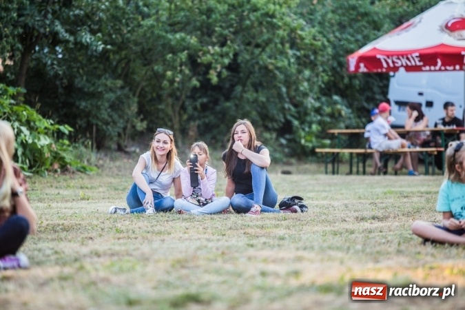 Zdjęcie w galerii na portalu naszraciborz.pl: Zakończenie Lata z Gminą Krzyżanowice i zespołem Mafia wiadomości z regionu