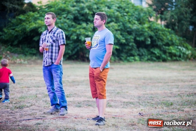 Zdjęcie w galerii na portalu naszraciborz.pl: Zakończenie Lata z Gminą Krzyżanowice i zespołem Mafia wiadomości z regionu