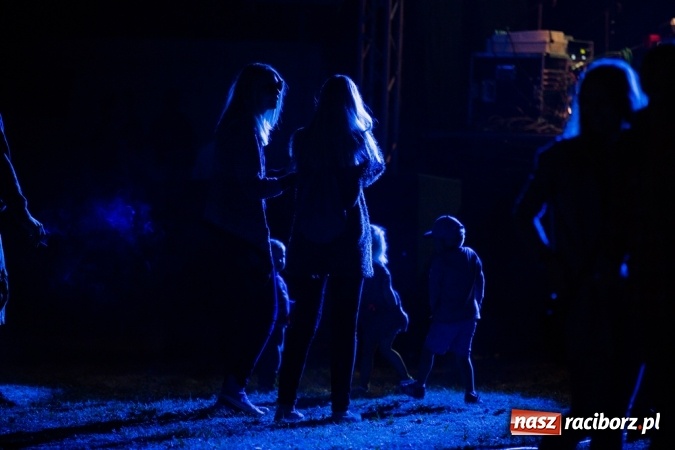 Zdjęcie w galerii na portalu naszraciborz.pl: Zakończenie Lata z Gminą Krzyżanowice i zespołem Mafia wiadomości z regionu