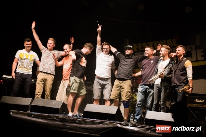 Zdjęcie w galerii na portalu naszraciborz.pl: Zakończenie Lata z Gminą Krzyżanowice i zespołem Mafia wiadomości z regionu
