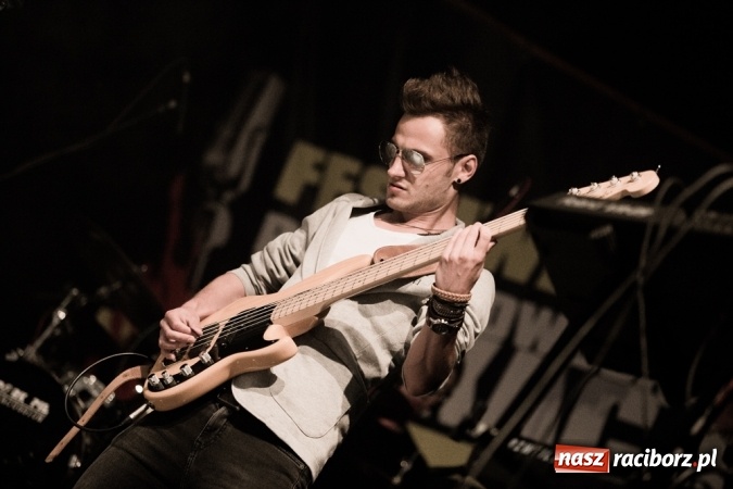 Zdjęcie w galerii na portalu naszraciborz.pl: Zakończenie Lata z Gminą Krzyżanowice i zespołem Mafia wiadomości z regionu