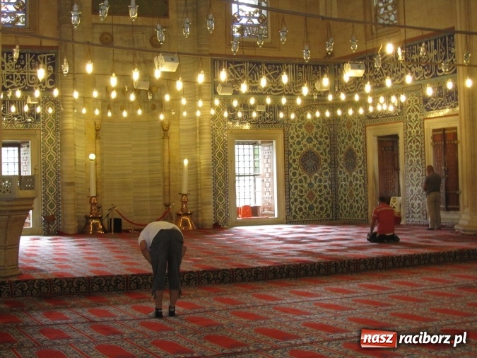 Zdjęcie w galerii na portalu naszraciborz.pl: Zespoły Łężczok i Arabeska na Festiwalu w Turcji  wiadomości z regionu