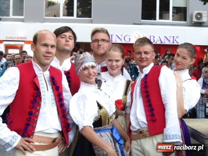 Zdjęcie w galerii na portalu naszraciborz.pl: Zespoły Łężczok i Arabeska na Festiwalu w Turcji  wiadomości z regionu