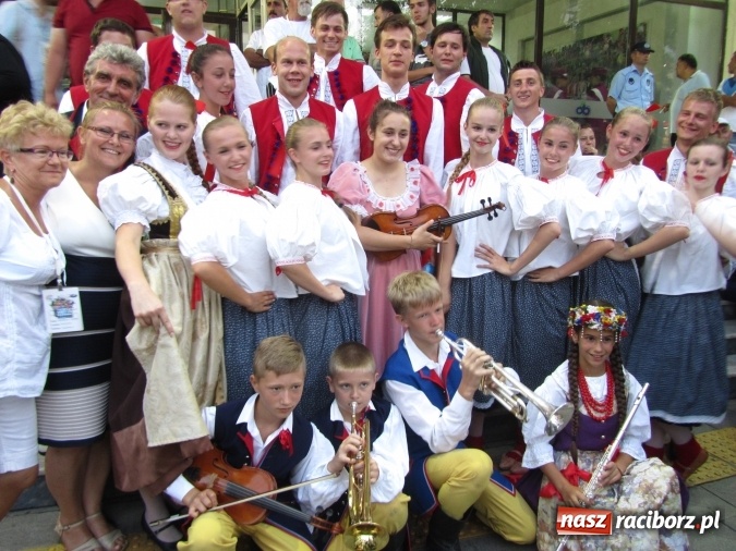 Zdjęcie w galerii na portalu naszraciborz.pl: Zespoły Łężczok i Arabeska na Festiwalu w Turcji  wiadomości z regionu