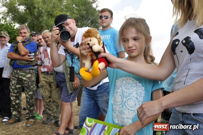 Zdjęcie w galerii na portalu naszraciborz.pl: Trwają II Memoriałowe Zawody Wędkarskie Odra 2015 wiadomości z regionu