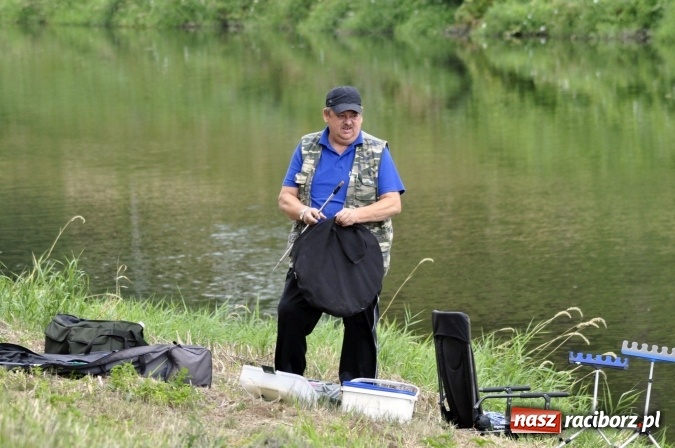 Zdjęcie w galerii na portalu naszraciborz.pl: Trwają II Memoriałowe Zawody Wędkarskie Odra 2015 wiadomości z regionu