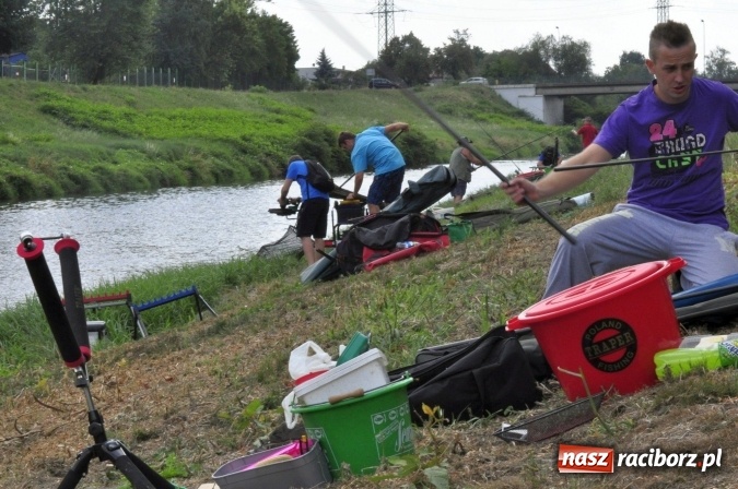 Zdjęcie w galerii na portalu naszraciborz.pl: Trwają II Memoriałowe Zawody Wędkarskie Odra 2015 wiadomości z regionu