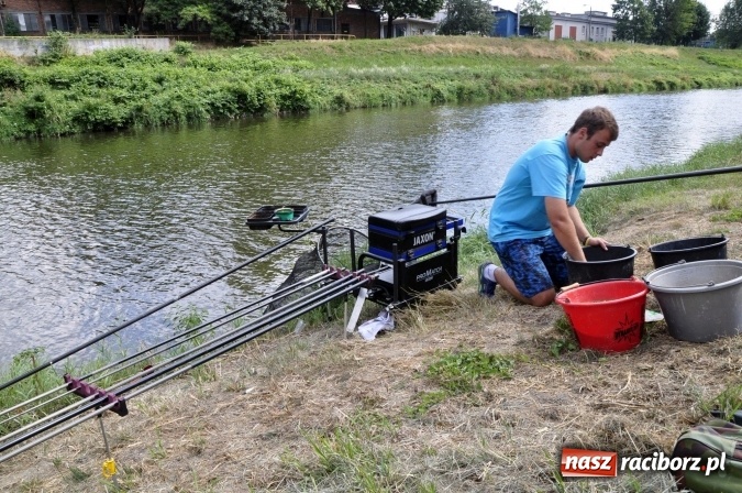 Zdjęcie w galerii na portalu naszraciborz.pl: Trwają II Memoriałowe Zawody Wędkarskie Odra 2015 wiadomości z regionu