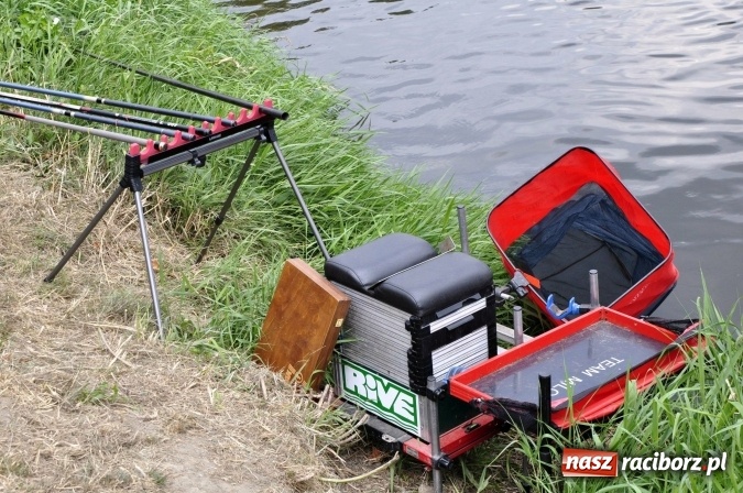 Zdjęcie w galerii na portalu naszraciborz.pl: Trwają II Memoriałowe Zawody Wędkarskie Odra 2015 wiadomości z regionu