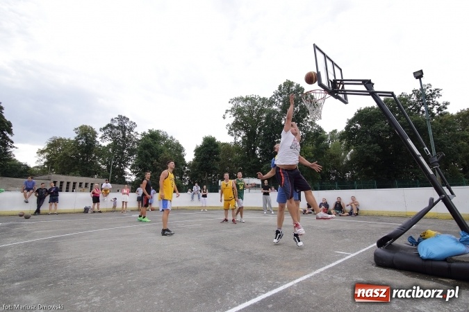 Zdjęcie w galerii na portalu naszraciborz.pl: Streetball Brooklyn Gym Cup - fotorelacja wiadomości z regionu