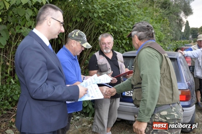 Zdjęcie w galerii na portalu naszraciborz.pl: Najlepsi wędkarze i jedna mała wędkareczka - nagrodzeni wiadomości z regionu