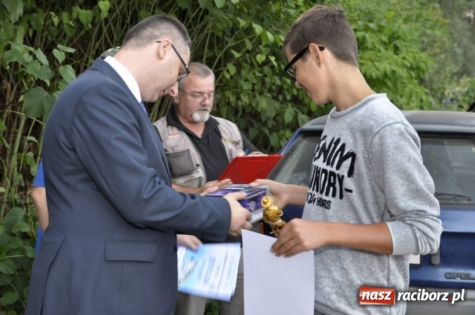 Zdjęcie w galerii na portalu naszraciborz.pl: Najlepsi wędkarze i jedna mała wędkareczka - nagrodzeni wiadomości z regionu