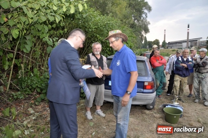 Zdjęcie w galerii na portalu naszraciborz.pl: Najlepsi wędkarze i jedna mała wędkareczka - nagrodzeni wiadomości z regionu