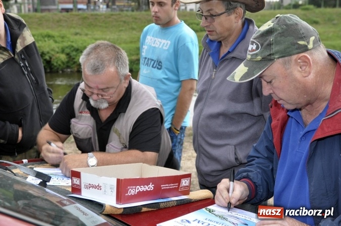 Zdjęcie w galerii na portalu naszraciborz.pl: Najlepsi wędkarze i jedna mała wędkareczka - nagrodzeni wiadomości z regionu