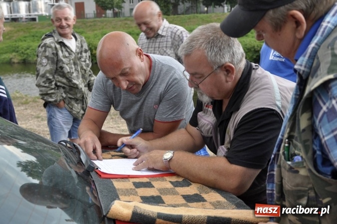 Zdjęcie w galerii na portalu naszraciborz.pl: Najlepsi wędkarze i jedna mała wędkareczka - nagrodzeni wiadomości z regionu