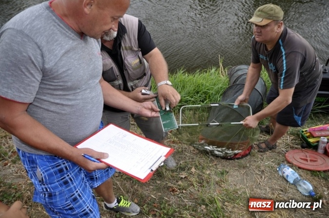 Zdjęcie w galerii na portalu naszraciborz.pl: Najlepsi wędkarze i jedna mała wędkareczka - nagrodzeni wiadomości z regionu