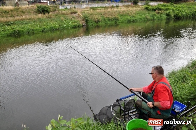 Zdjęcie w galerii na portalu naszraciborz.pl: Najlepsi wędkarze i jedna mała wędkareczka - nagrodzeni wiadomości z regionu