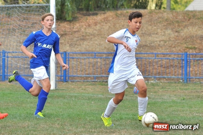 Zdjęcie w galerii na portalu naszraciborz.pl: Częstochowa ponownie najlepsza w Turnieju Piłki Nożnej im. Zbigniewa Oszka wiadomości z regionu