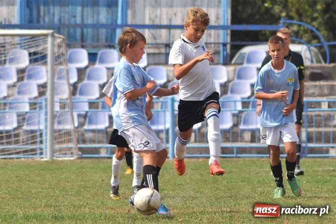 Zdjęcie w galerii na portalu naszraciborz.pl: Częstochowa ponownie najlepsza w Turnieju Piłki Nożnej im. Zbigniewa Oszka wiadomości z regionu