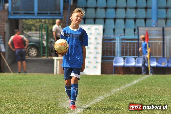 Zdjęcie w galerii na portalu naszraciborz.pl: Częstochowa ponownie najlepsza w Turnieju Piłki Nożnej im. Zbigniewa Oszka wiadomości z regionu