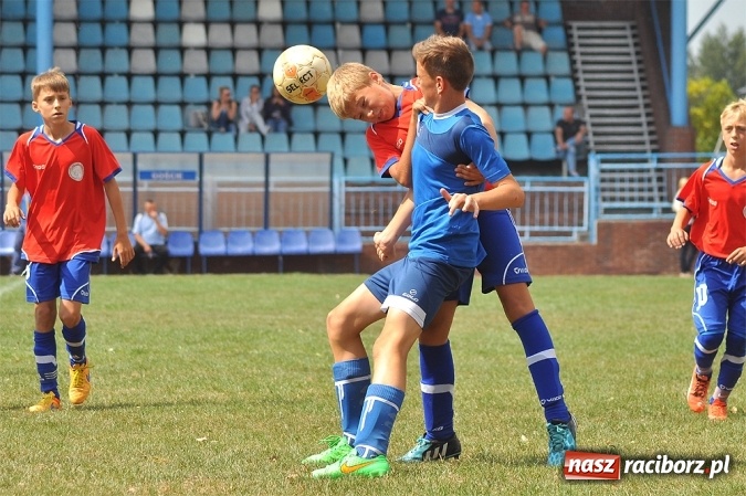 Zdjęcie w galerii na portalu naszraciborz.pl: Częstochowa ponownie najlepsza w Turnieju Piłki Nożnej im. Zbigniewa Oszka wiadomości z regionu