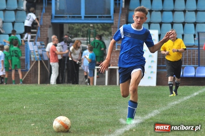 Zdjęcie w galerii na portalu naszraciborz.pl: Częstochowa ponownie najlepsza w Turnieju Piłki Nożnej im. Zbigniewa Oszka wiadomości z regionu