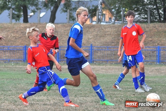 Zdjęcie w galerii na portalu naszraciborz.pl: Częstochowa ponownie najlepsza w Turnieju Piłki Nożnej im. Zbigniewa Oszka wiadomości z regionu