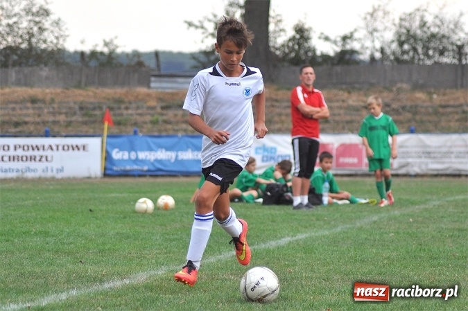 Zdjęcie w galerii na portalu naszraciborz.pl: Częstochowa ponownie najlepsza w Turnieju Piłki Nożnej im. Zbigniewa Oszka wiadomości z regionu